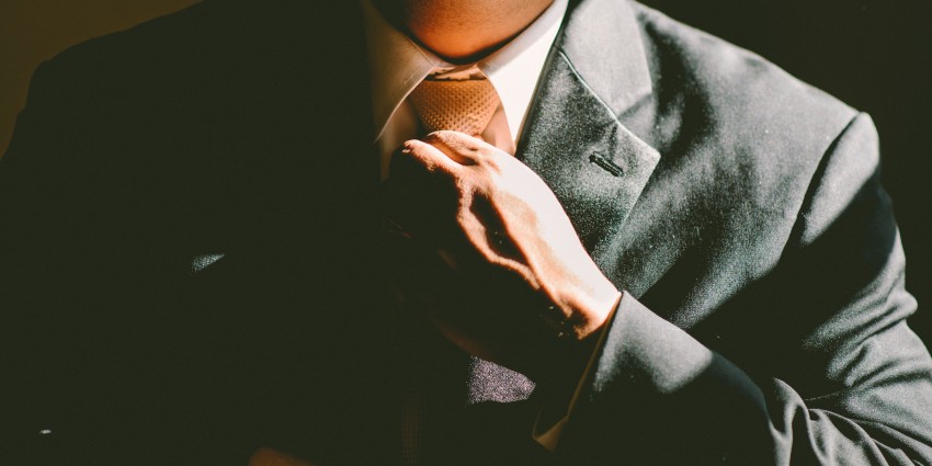 Guía de las Relaciones Públicas que te harán brillar en los negocios